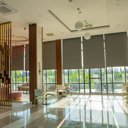 Ramada By Wyndham 4*
