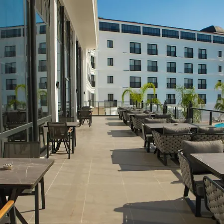 Ramada By Wyndham 4*