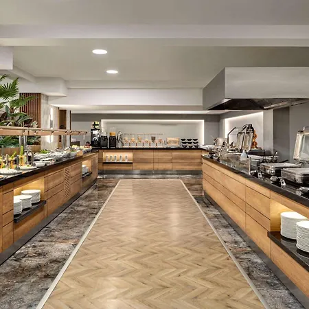 Ramada By Wyndham Hotel 4*