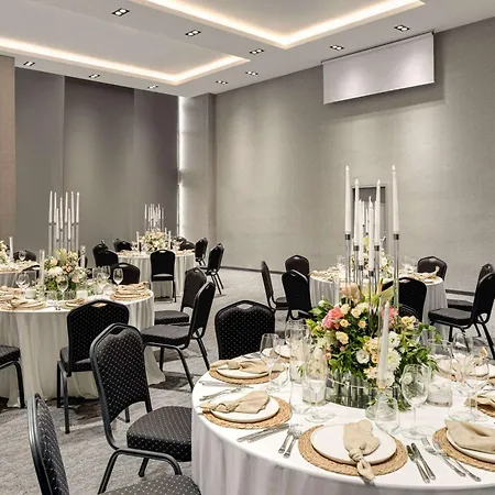 Ramada By Wyndham 4*