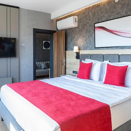 Hotel Ramada By Wyndham 4*