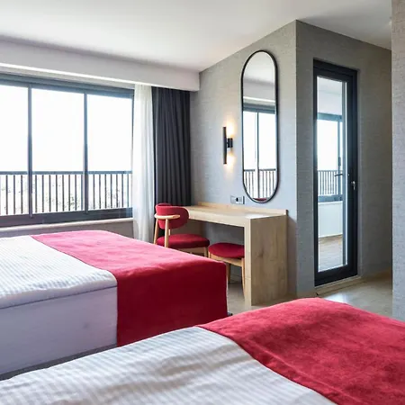 Ramada By Wyndham Hotel 4*