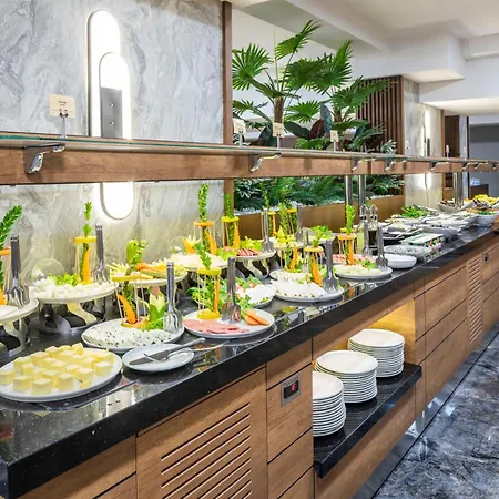 Ramada By Wyndham 4*