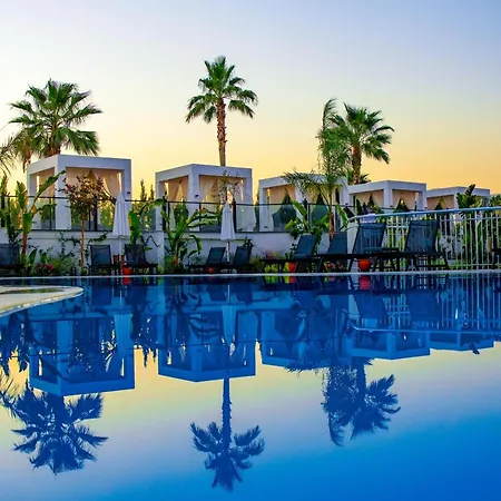 Hotel Ramada By Wyndham 4*