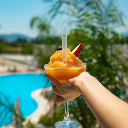 Ramada By Wyndham 4*