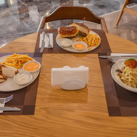Ramada By Wyndham 4*