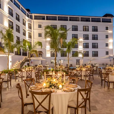 Ramada By Wyndham Отель 4*